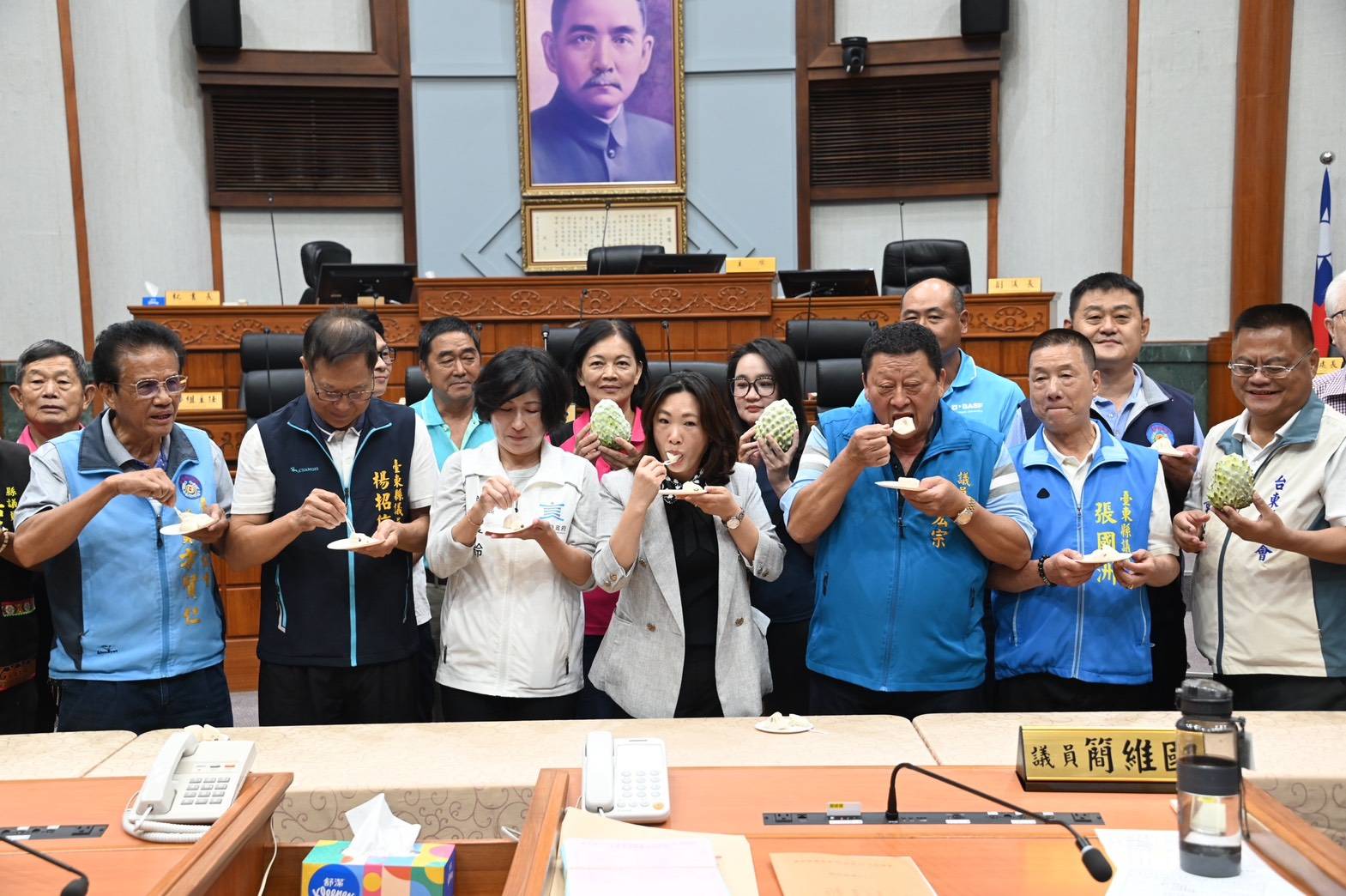 台東議會以行動支持鳳梨釋迦產業發展&nbsp; 舉辦「挺農民」活動　